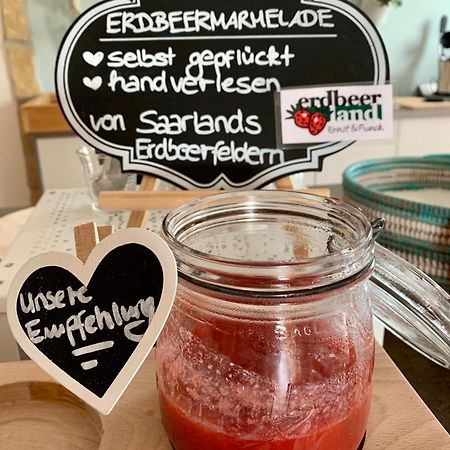 Hotel-Bistro-Europa Merchweiler エクステリア 写真