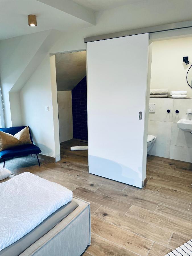 Hotel-Bistro-Europa Merchweiler エクステリア 写真