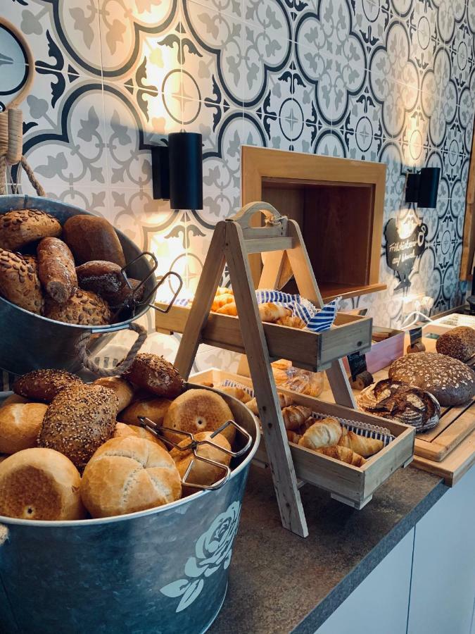 Hotel-Bistro-Europa Merchweiler エクステリア 写真