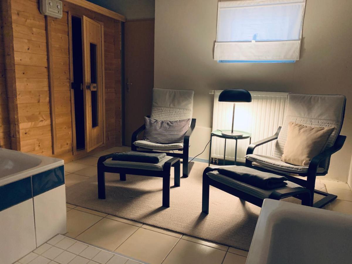 Hotel-Bistro-Europa Merchweiler エクステリア 写真