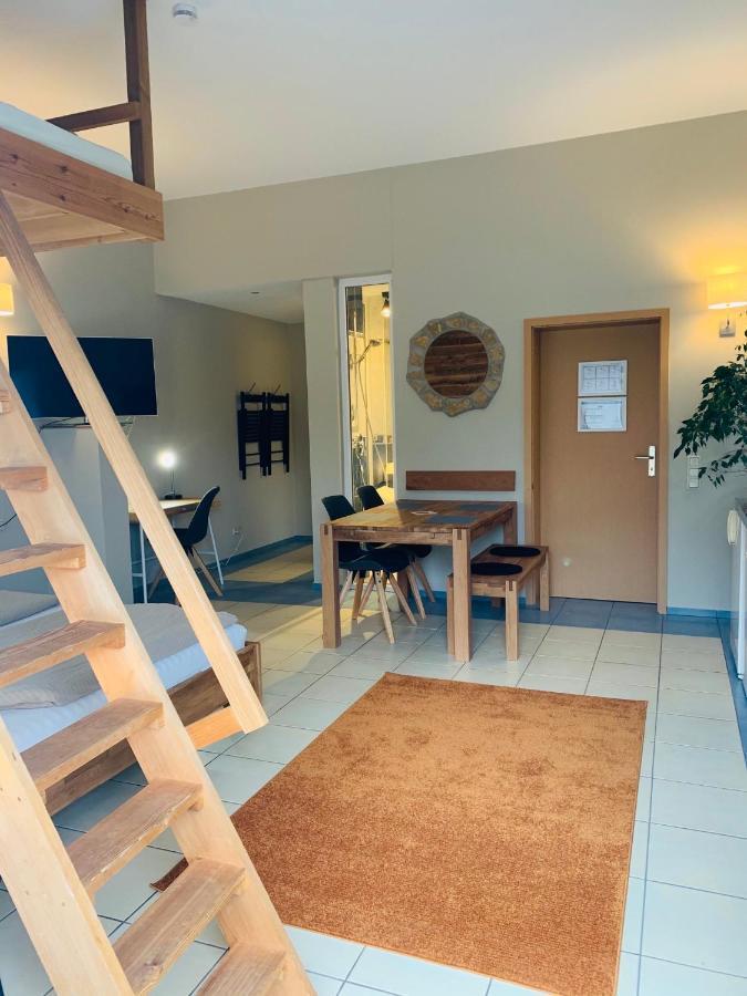 Hotel-Bistro-Europa Merchweiler エクステリア 写真